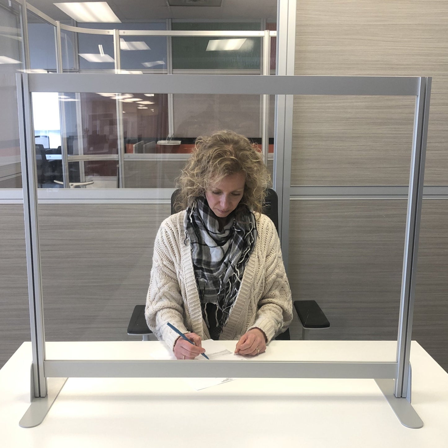 Linear Protective Desk Screen (PRSCRL)